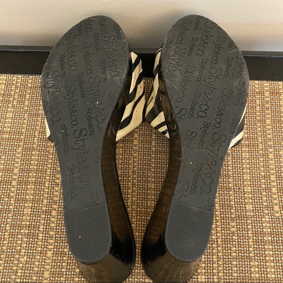 Style & Co zebra print platform wedge sandals - Picture 7 of 8